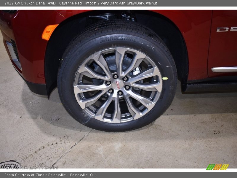 Cayenne Red Tintcoat / Very Dark Ash Gray/Dark Walnut 2022 GMC Yukon Denali 4WD