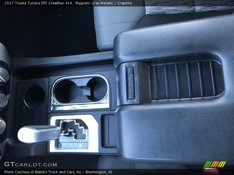 Magnetic Gray Metallic / Graphite 2017 Toyota Tundra SR5 CrewMax 4x4