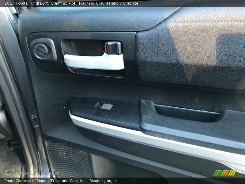 Magnetic Gray Metallic / Graphite 2017 Toyota Tundra SR5 CrewMax 4x4