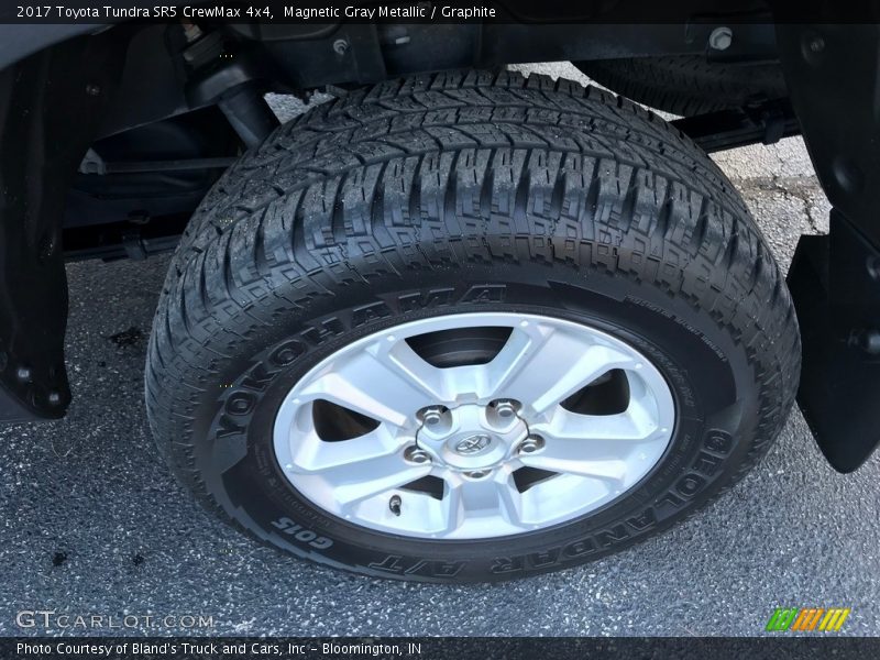 Magnetic Gray Metallic / Graphite 2017 Toyota Tundra SR5 CrewMax 4x4