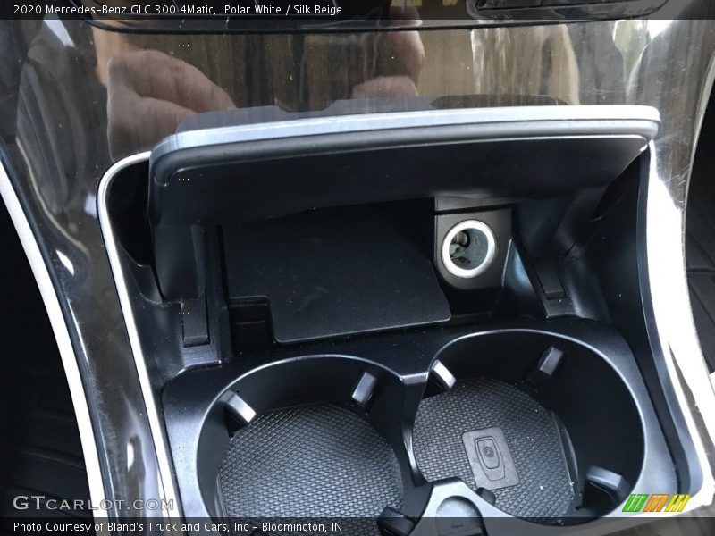 Polar White / Silk Beige 2020 Mercedes-Benz GLC 300 4Matic