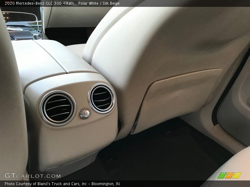 Polar White / Silk Beige 2020 Mercedes-Benz GLC 300 4Matic