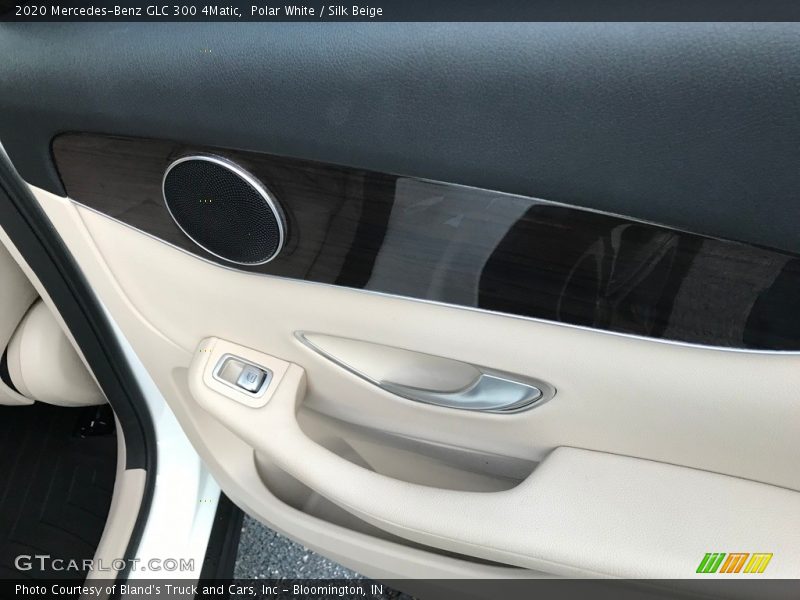 Polar White / Silk Beige 2020 Mercedes-Benz GLC 300 4Matic