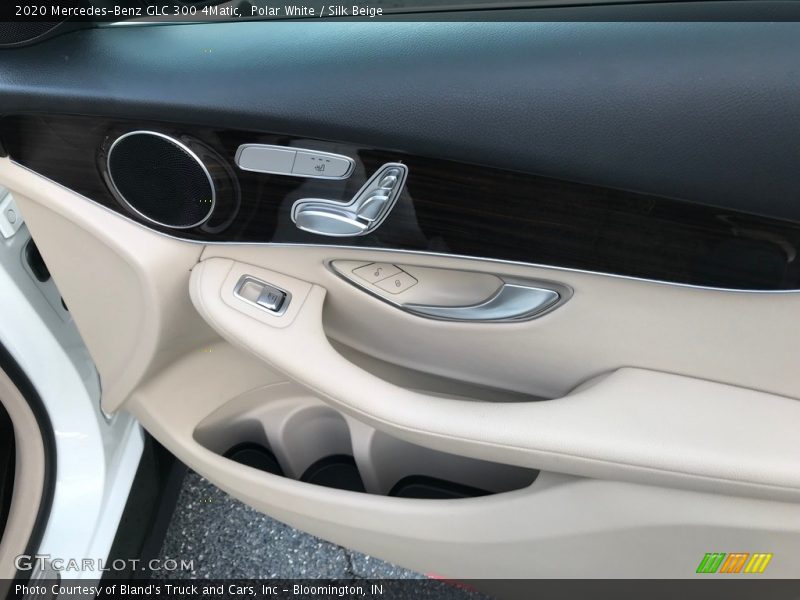 Polar White / Silk Beige 2020 Mercedes-Benz GLC 300 4Matic