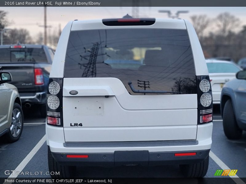 Fuji White / Ebony/Ebony 2016 Land Rover LR4 HSE