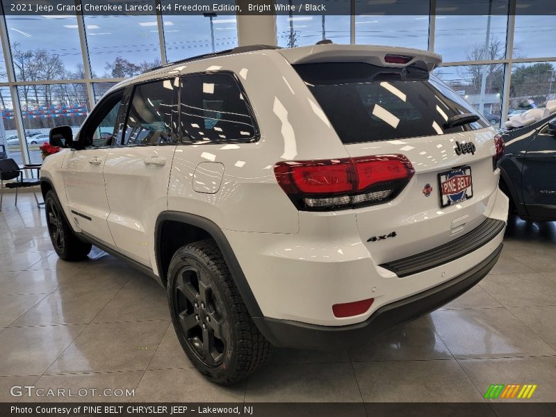 Bright White / Black 2021 Jeep Grand Cherokee Laredo 4x4 Freedom Edition