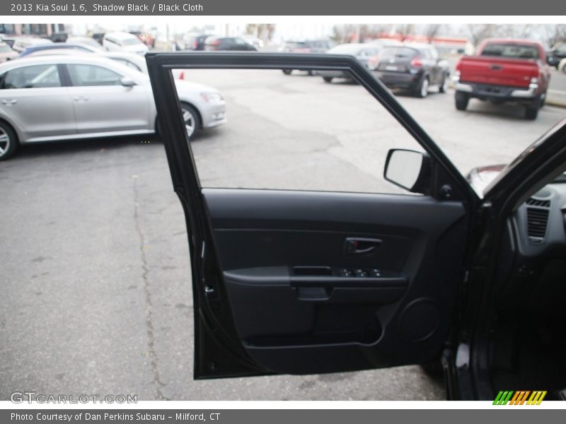 Shadow Black / Black Cloth 2013 Kia Soul 1.6