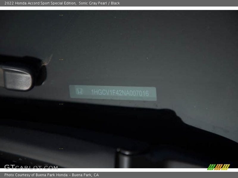 Sonic Gray Pearl / Black 2022 Honda Accord Sport Special Edition