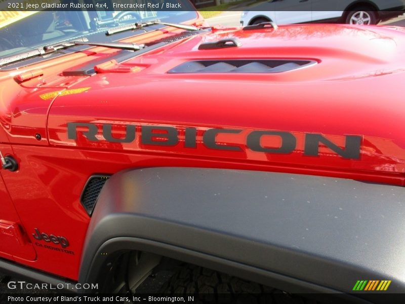 Firecracker Red / Black 2021 Jeep Gladiator Rubicon 4x4