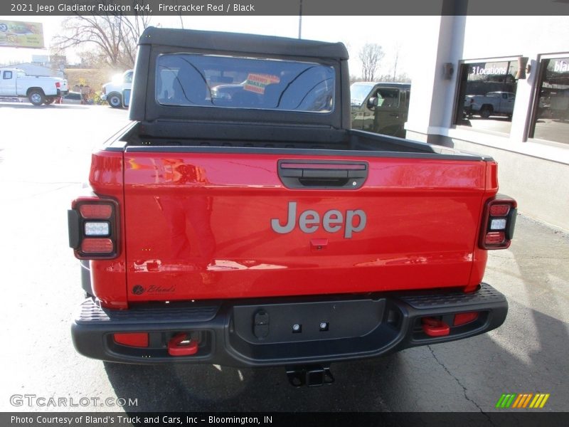 Firecracker Red / Black 2021 Jeep Gladiator Rubicon 4x4