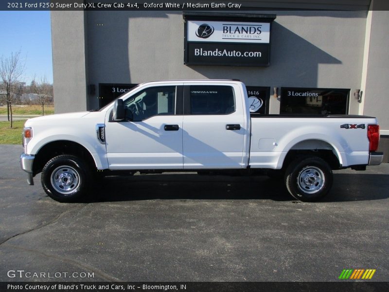 Oxford White / Medium Earth Gray 2021 Ford F250 Super Duty XL Crew Cab 4x4