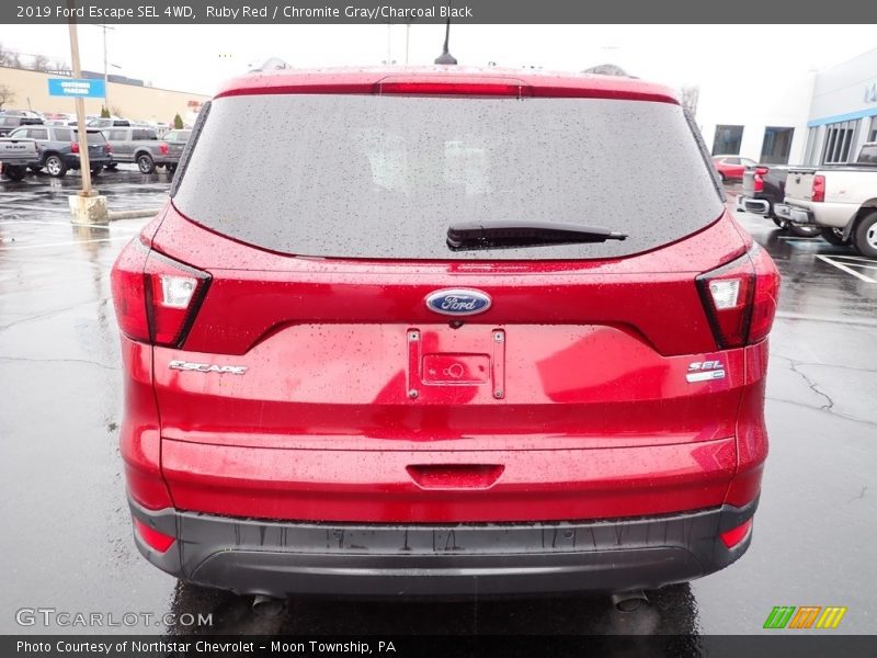 Ruby Red / Chromite Gray/Charcoal Black 2019 Ford Escape SEL 4WD