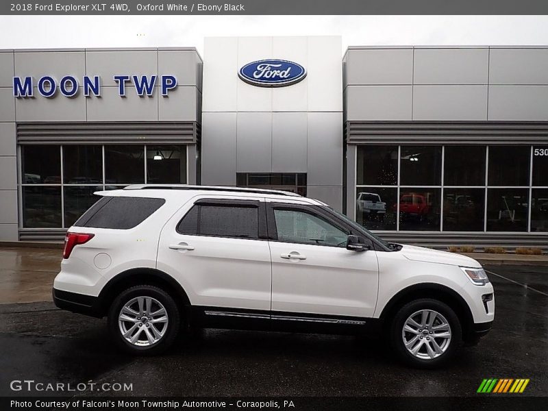 Oxford White / Ebony Black 2018 Ford Explorer XLT 4WD