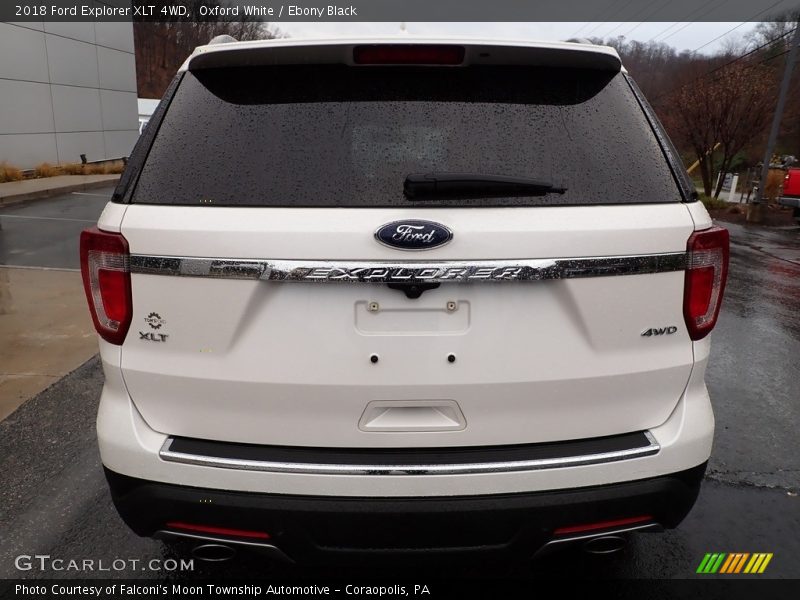 Oxford White / Ebony Black 2018 Ford Explorer XLT 4WD