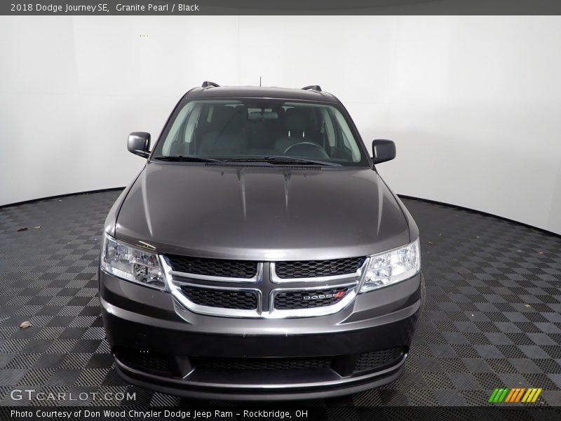 Granite Pearl / Black 2018 Dodge Journey SE