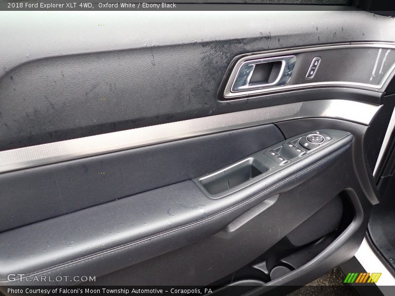 Oxford White / Ebony Black 2018 Ford Explorer XLT 4WD