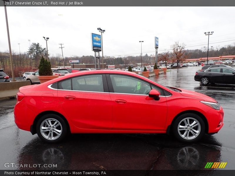 Red Hot / Jet Black 2017 Chevrolet Cruze LT