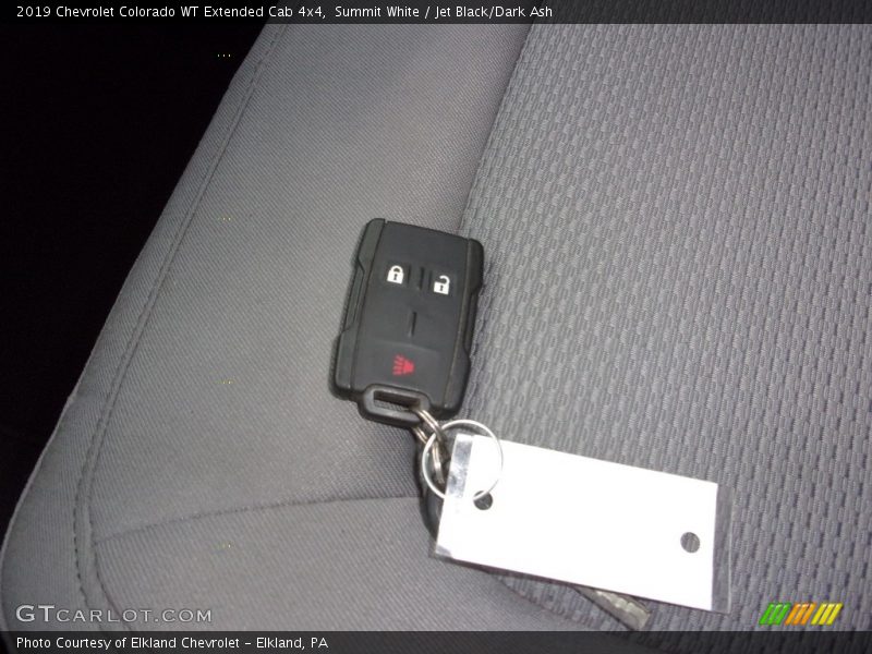 Summit White / Jet Black/Dark Ash 2019 Chevrolet Colorado WT Extended Cab 4x4