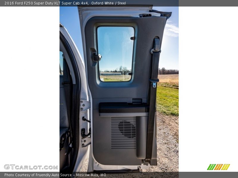 Oxford White / Steel 2016 Ford F250 Super Duty XLT Super Cab 4x4
