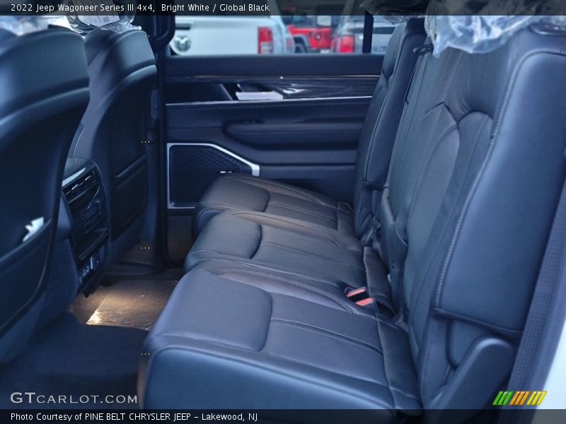 Bright White / Global Black 2022 Jeep Wagoneer Series III 4x4