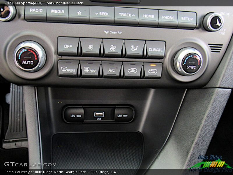 Sparkling Silver / Black 2021 Kia Sportage LX