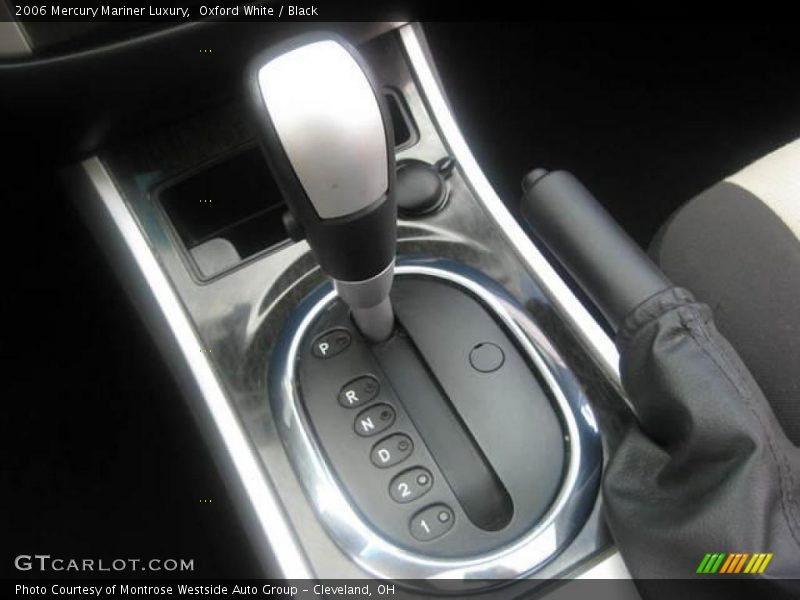 Oxford White / Black 2006 Mercury Mariner Luxury