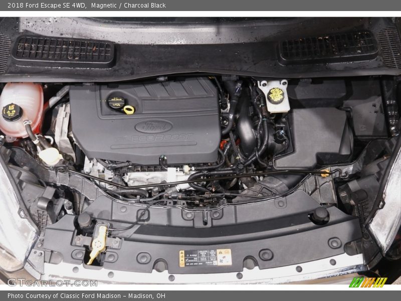 Magnetic / Charcoal Black 2018 Ford Escape SE 4WD