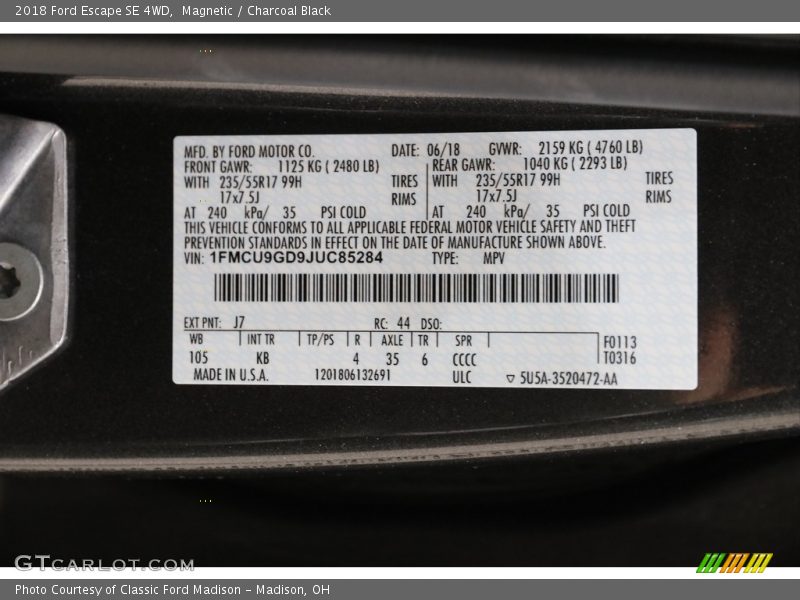 Magnetic / Charcoal Black 2018 Ford Escape SE 4WD