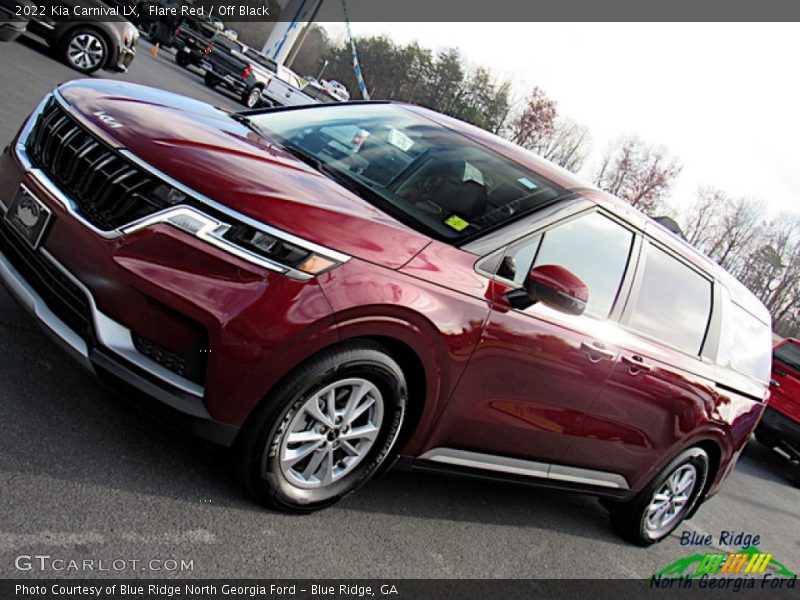Flare Red / Off Black 2022 Kia Carnival LX