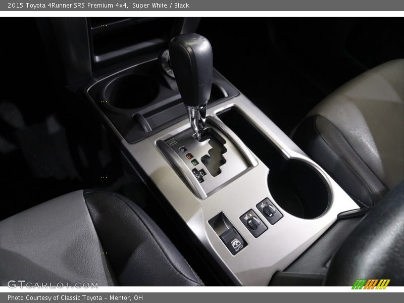 Super White / Black 2015 Toyota 4Runner SR5 Premium 4x4