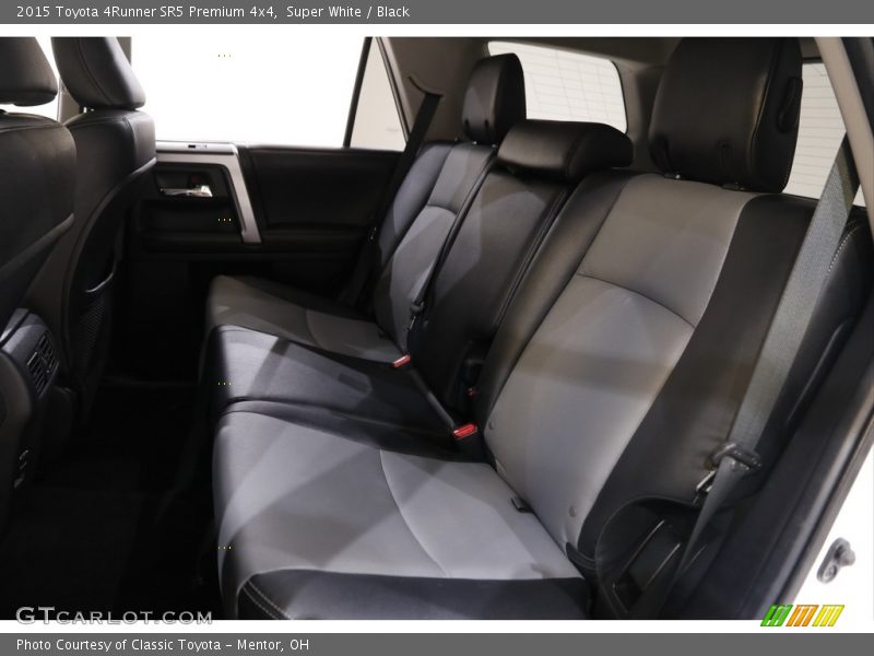 Super White / Black 2015 Toyota 4Runner SR5 Premium 4x4