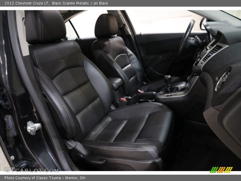 Front Seat of 2013 Cruze LT