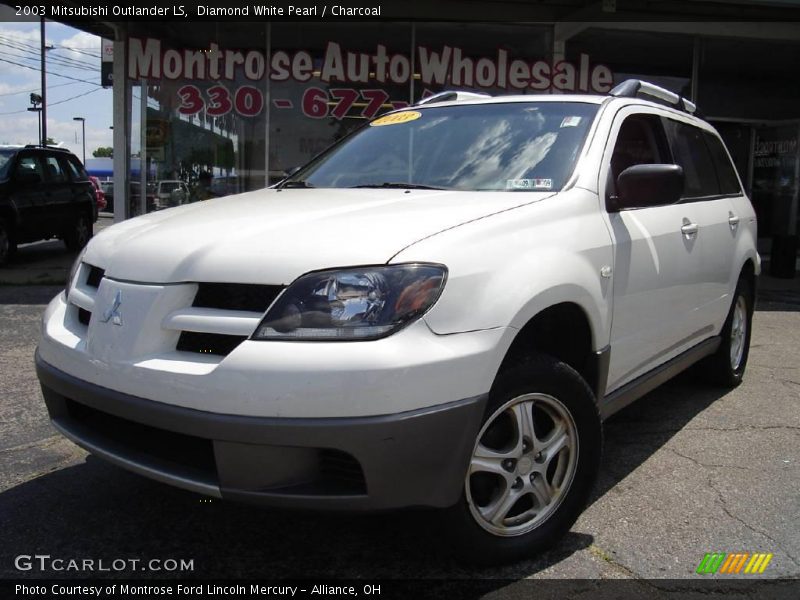 Diamond White Pearl / Charcoal 2003 Mitsubishi Outlander LS