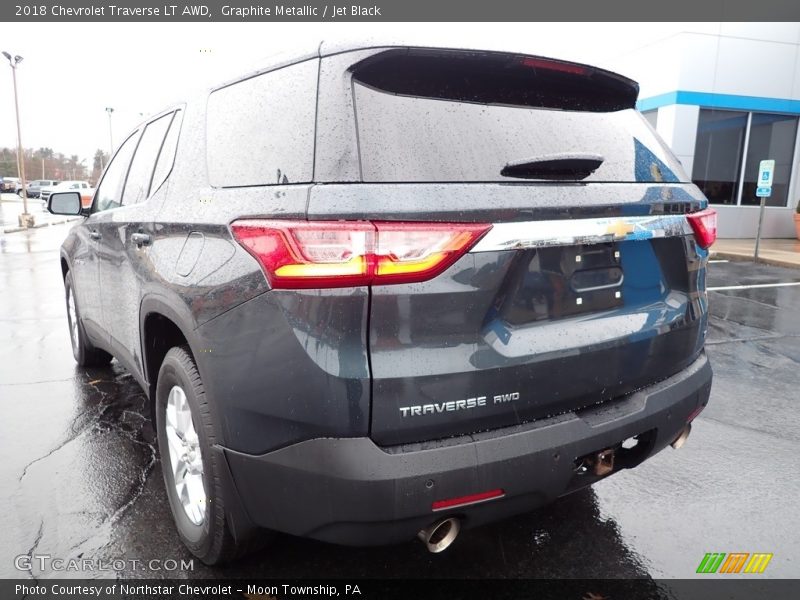 Graphite Metallic / Jet Black 2018 Chevrolet Traverse LT AWD