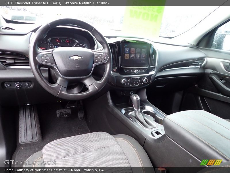 Graphite Metallic / Jet Black 2018 Chevrolet Traverse LT AWD