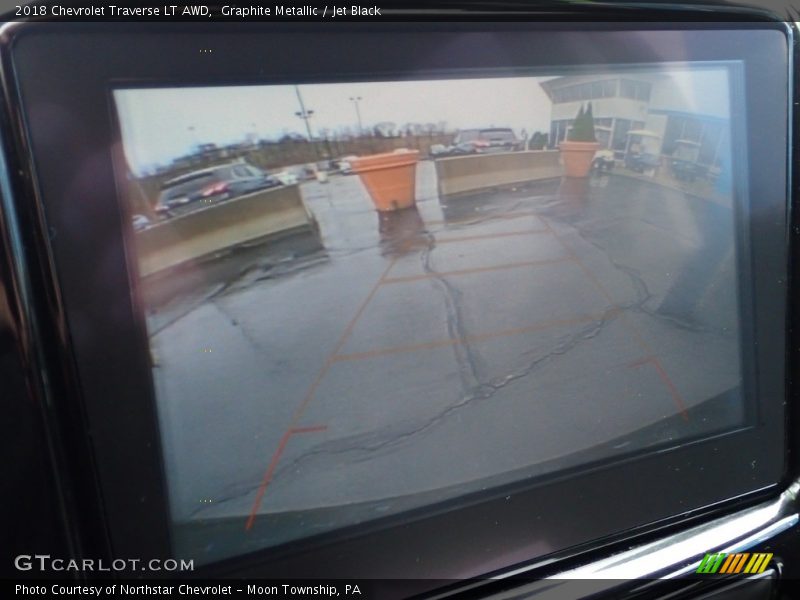 Graphite Metallic / Jet Black 2018 Chevrolet Traverse LT AWD