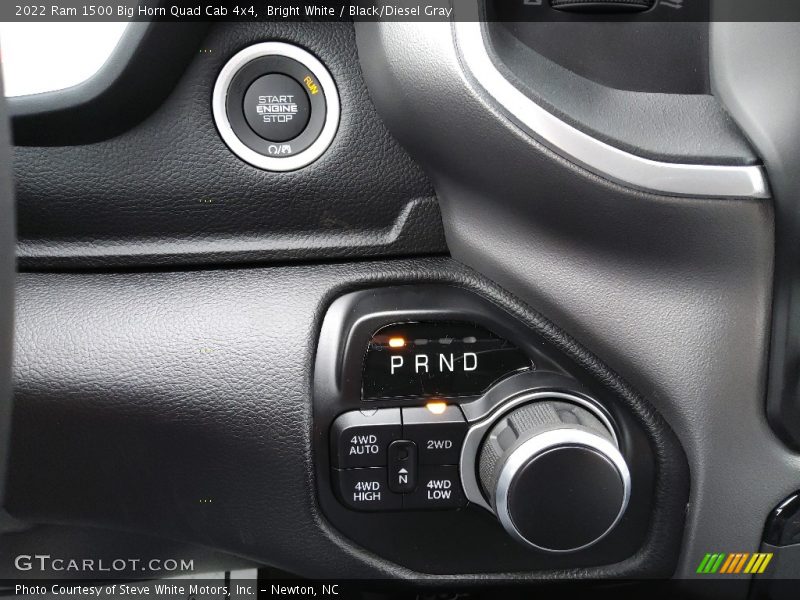 Bright White / Black/Diesel Gray 2022 Ram 1500 Big Horn Quad Cab 4x4