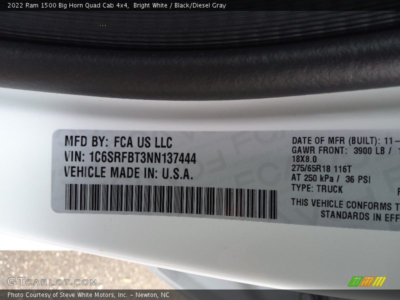 Bright White / Black/Diesel Gray 2022 Ram 1500 Big Horn Quad Cab 4x4