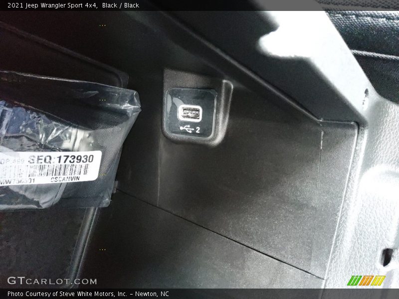 Black / Black 2021 Jeep Wrangler Sport 4x4