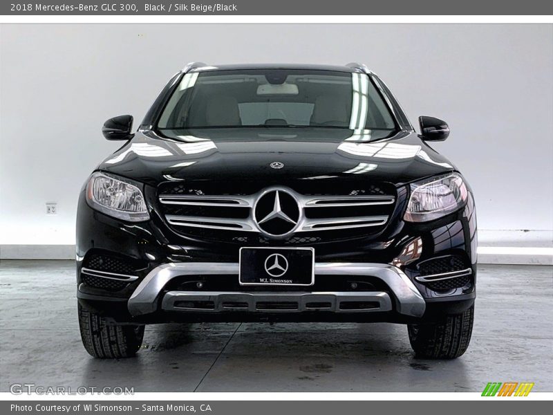 Black / Silk Beige/Black 2018 Mercedes-Benz GLC 300