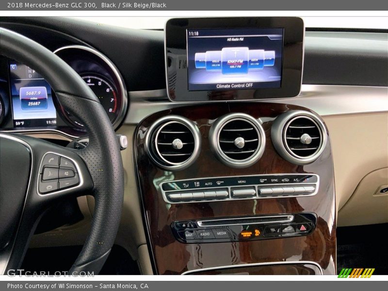 Black / Silk Beige/Black 2018 Mercedes-Benz GLC 300