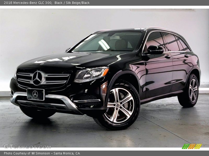 Black / Silk Beige/Black 2018 Mercedes-Benz GLC 300