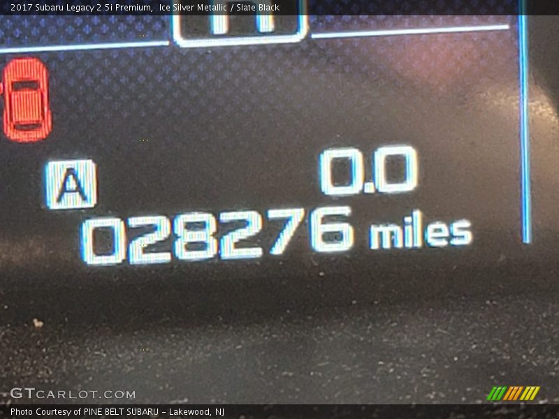 Ice Silver Metallic / Slate Black 2017 Subaru Legacy 2.5i Premium