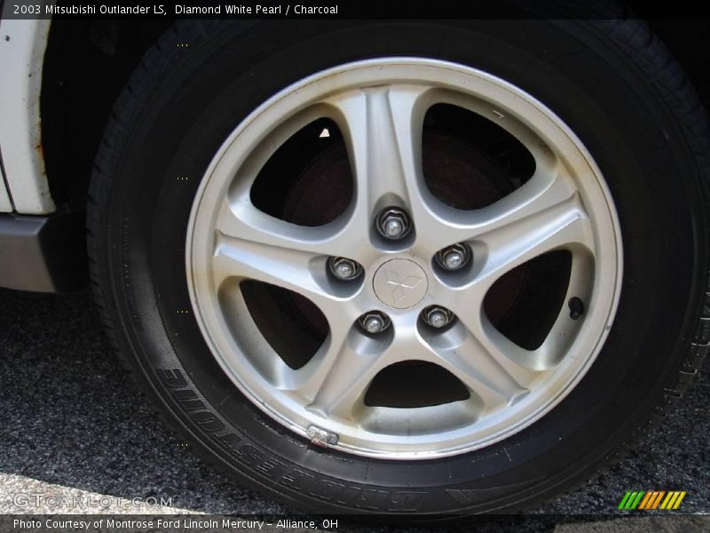 Diamond White Pearl / Charcoal 2003 Mitsubishi Outlander LS
