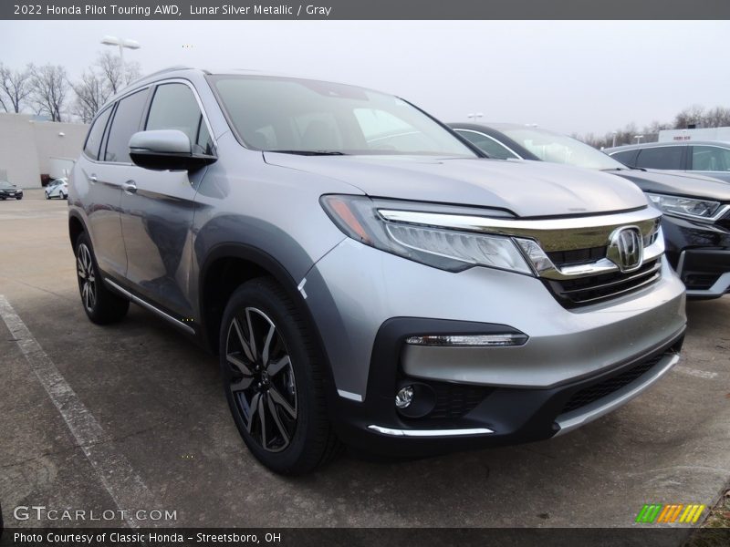 Lunar Silver Metallic / Gray 2022 Honda Pilot Touring AWD