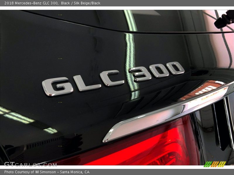 Black / Silk Beige/Black 2018 Mercedes-Benz GLC 300