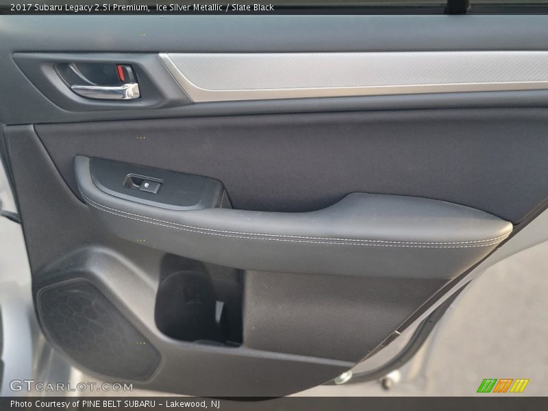 Ice Silver Metallic / Slate Black 2017 Subaru Legacy 2.5i Premium