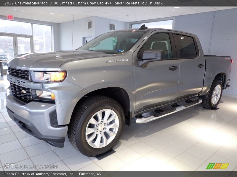 Silver Ice Metallic / Jet Black 2022 Chevrolet Silverado 1500 Limited Custom Crew Cab 4x4