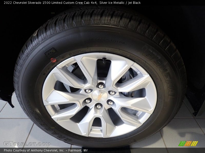 Silver Ice Metallic / Jet Black 2022 Chevrolet Silverado 1500 Limited Custom Crew Cab 4x4