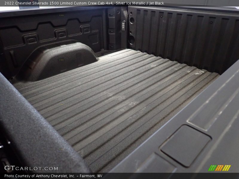 Silver Ice Metallic / Jet Black 2022 Chevrolet Silverado 1500 Limited Custom Crew Cab 4x4
